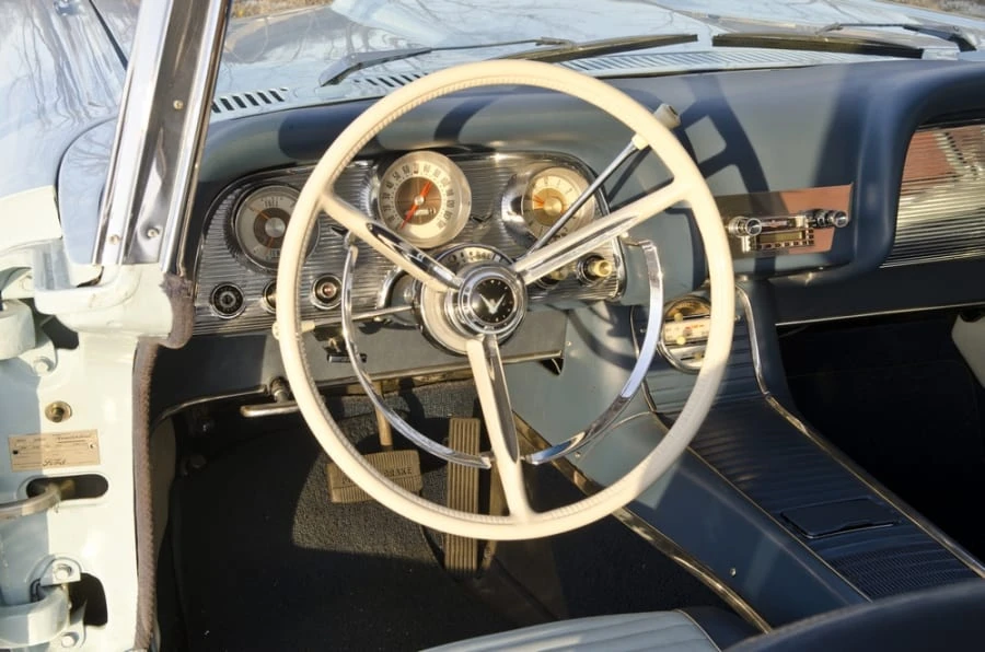 1959 Ford Thunderbird 2nd Gen - Image 4 of 8