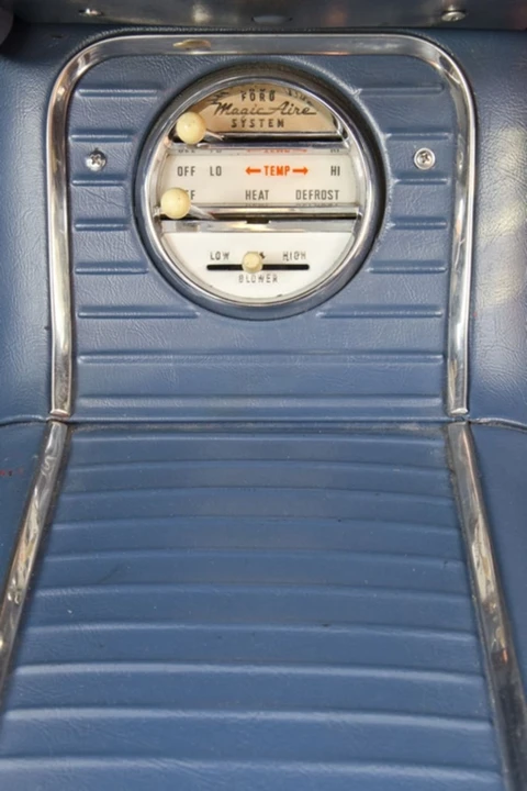 1959 Ford Thunderbird 2nd Gen - Image 5 of 8