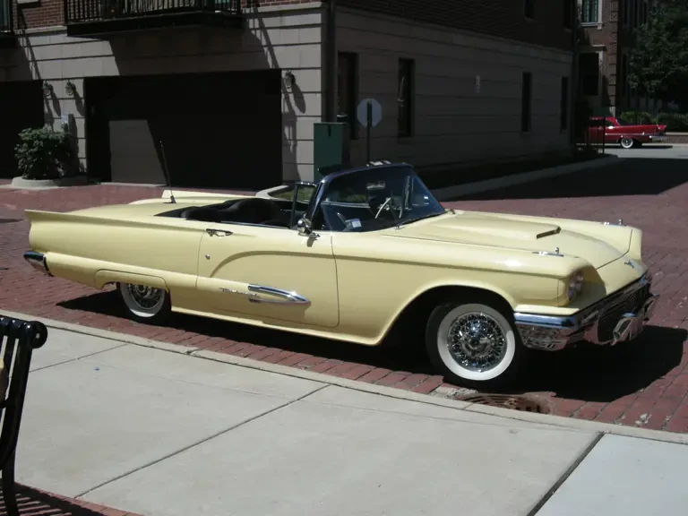 1959 Ford Thunderbird 2nd Gen - Image 2 of 2