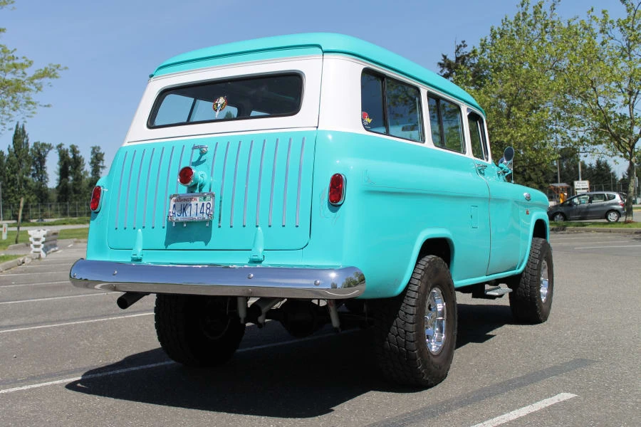 1959 GMC Suburban 4th Gen - Image 3 of 8