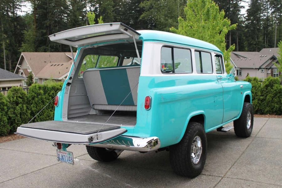 1959 GMC Suburban 4th Gen - Image 5 of 8