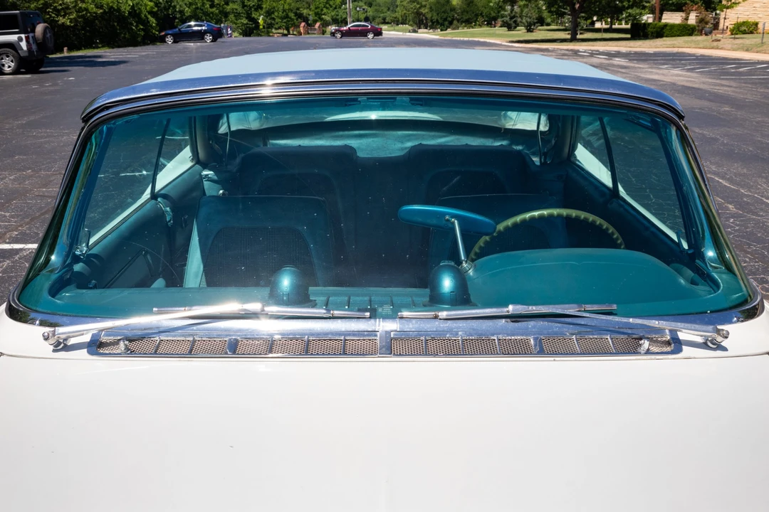 1959 Chrysler Imperial 2nd Gen - Image 30 of 31