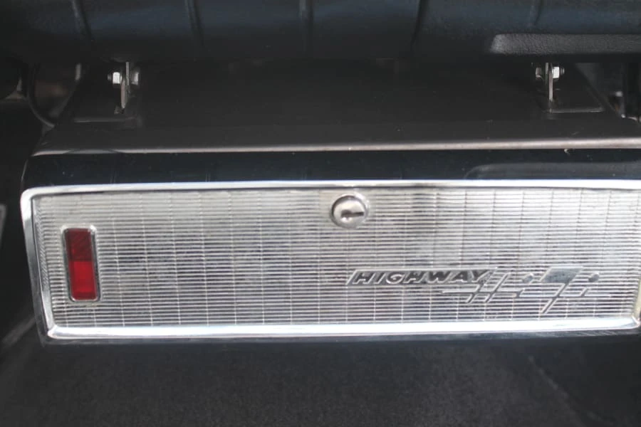 1959 Imperial Crown - Image 12 of 31