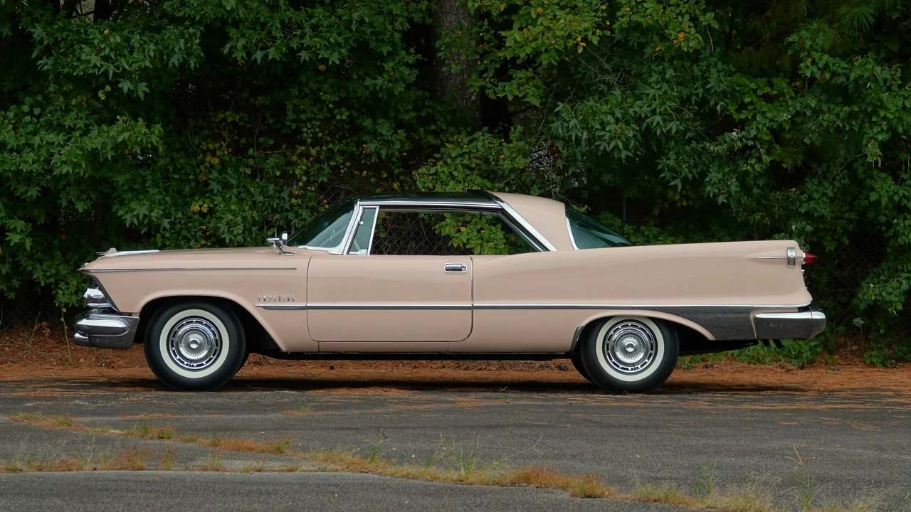 1959 Imperial Crown - Image 5 of 31