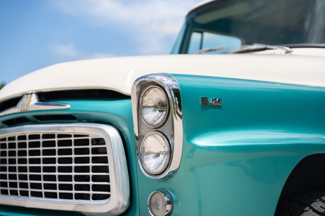 1959 International Harvester Travelall - Image 11 of 31