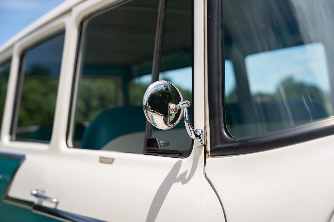1959 International Harvester Travelall - Image 22 of 31