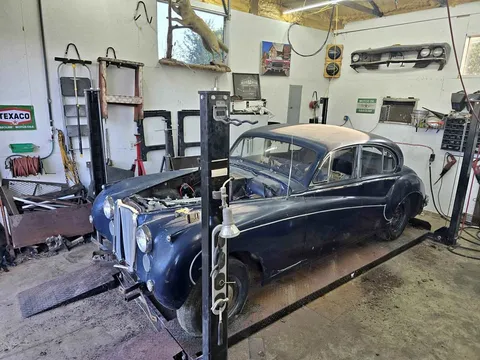 1959 Jaguar 4 Door Saloon