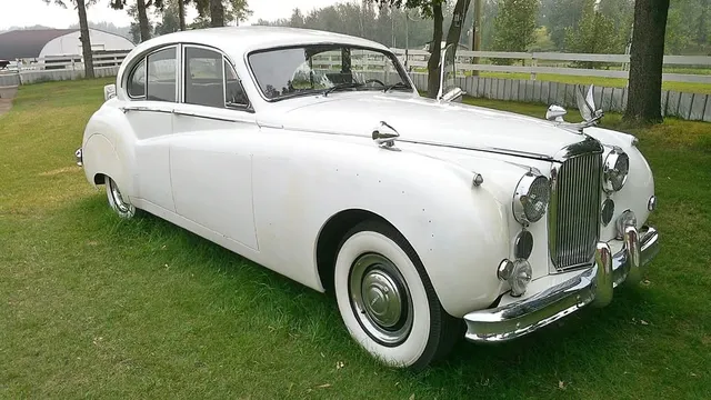 1959 Jaguar Mark IX