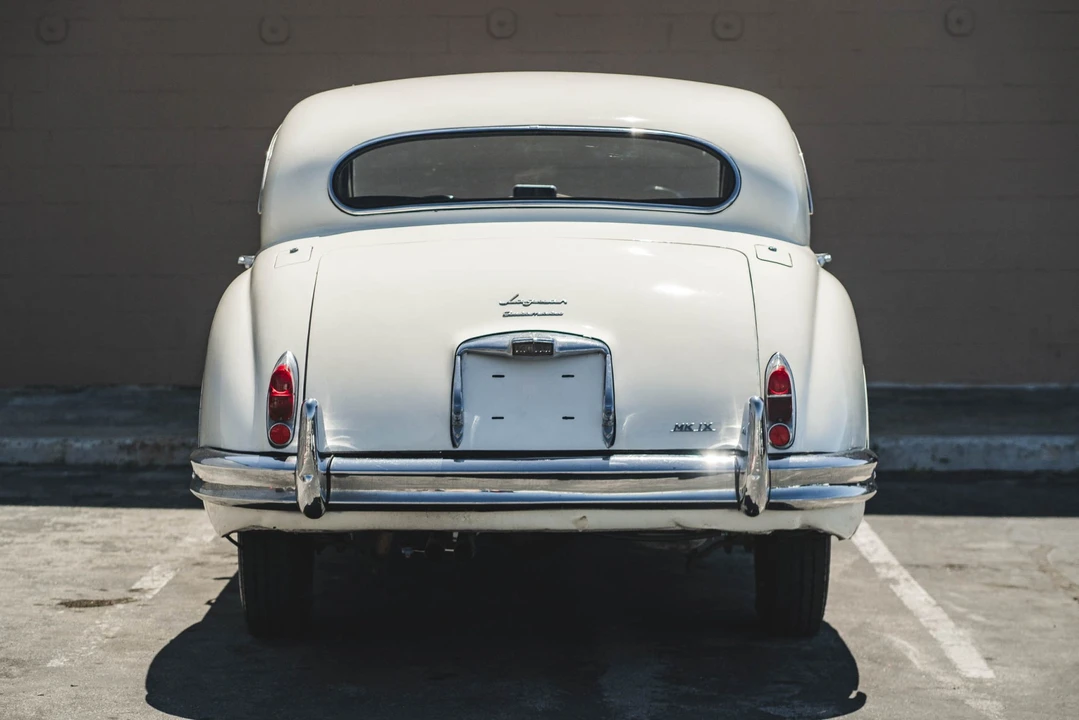 1959 Jaguar Mark VII & VIII & IX - Image 16 of 31