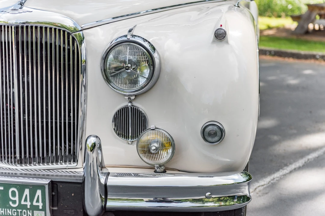 1959 Jaguar Mark VII & VIII & IX - Image 11 of 31