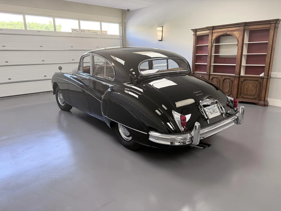 1959 Jaguar Mark VII & VIII & IX - Image 17 of 31