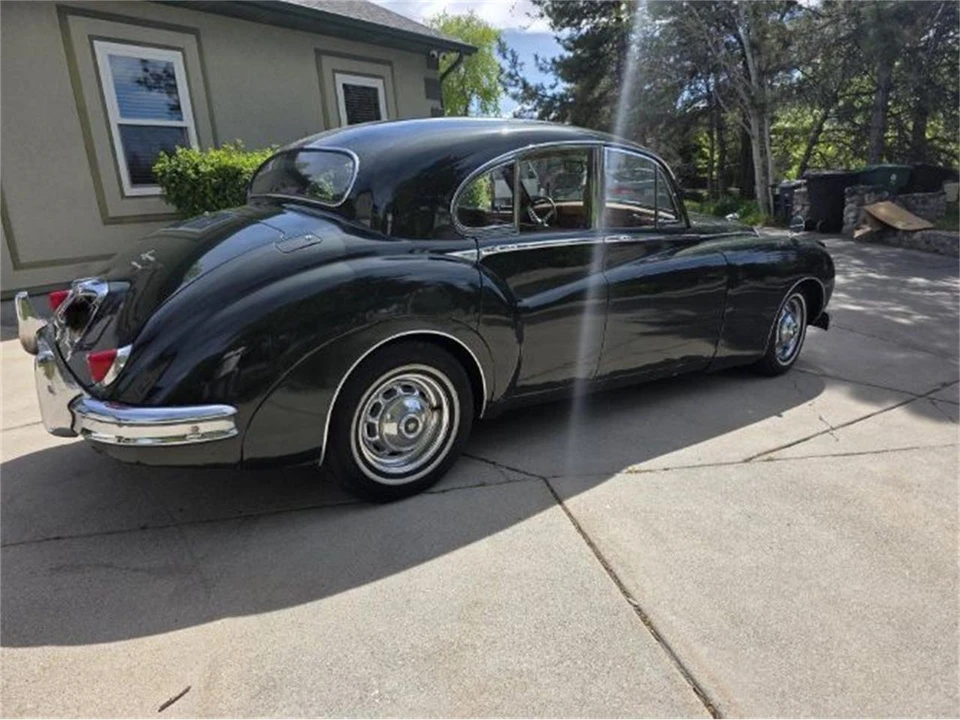 1959 Jaguar XK150 - Image 2 of 14