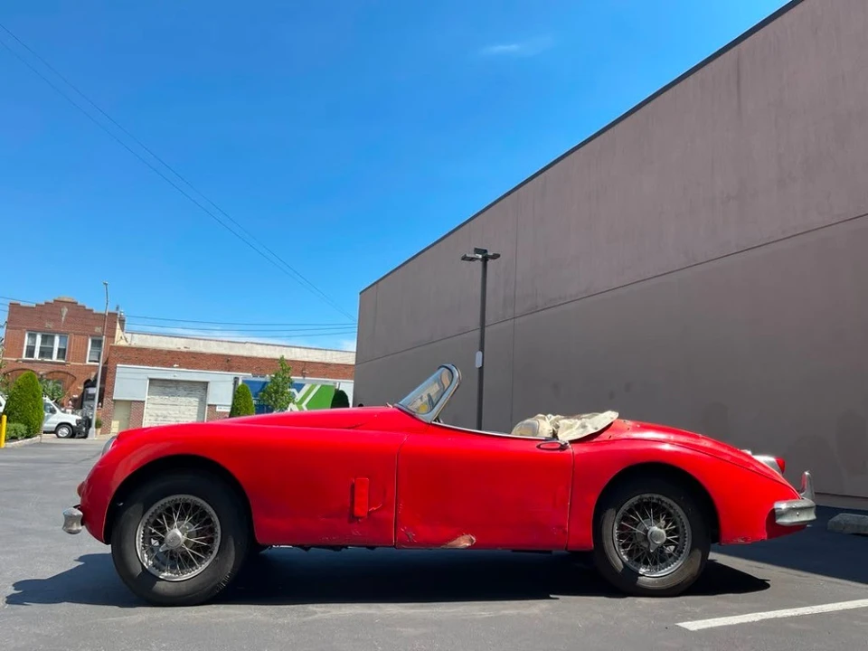 1959 Jaguar XK150 - Image 4 of 8