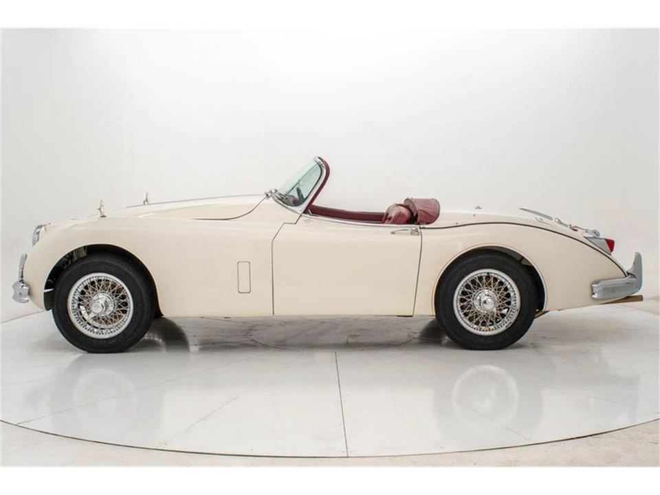 1959 Jaguar XK150 - Image 2 of 31