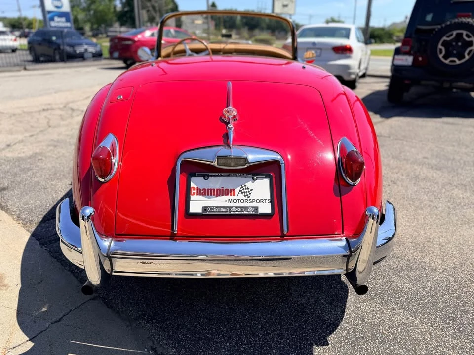 1959 Jaguar XK - Image 5 of 19