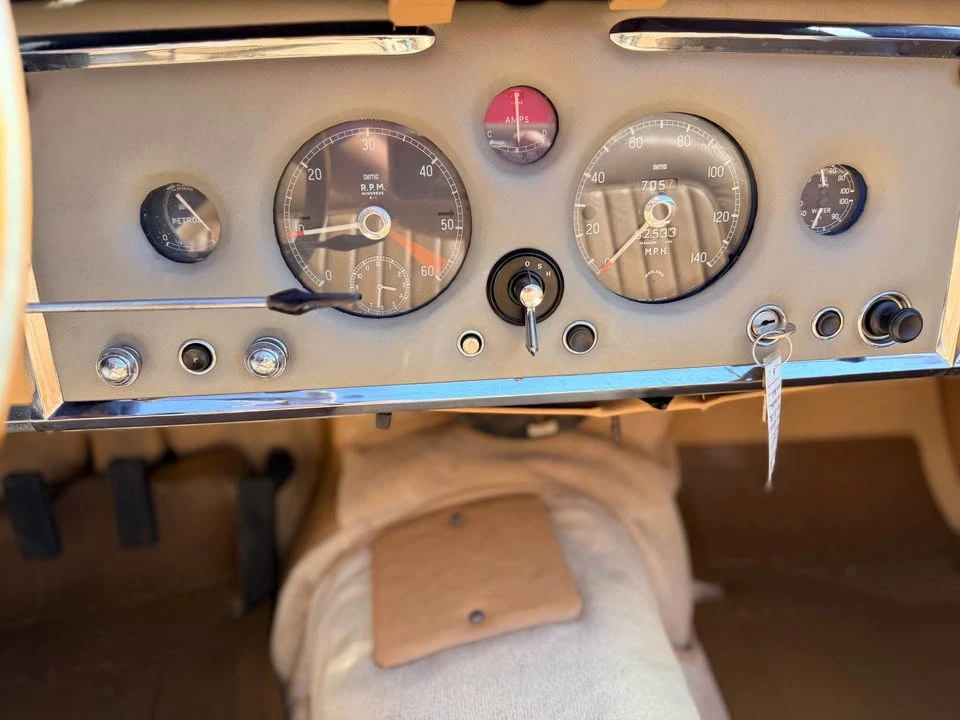 1959 Jaguar XK - Image 17 of 19