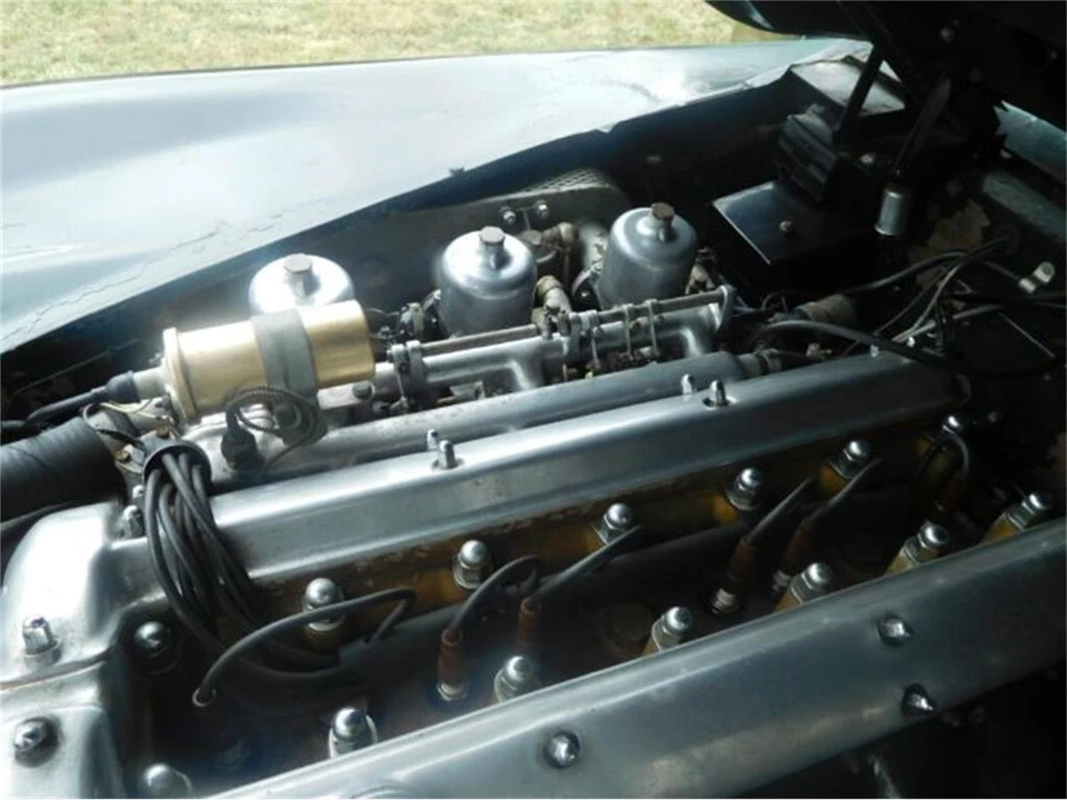 1959 Jaguar XK150 - Image 2 of 5