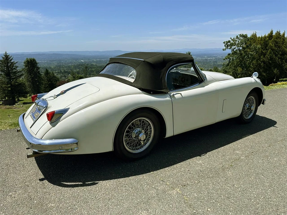 1959 Jaguar XK150 - Image 14 of 31
