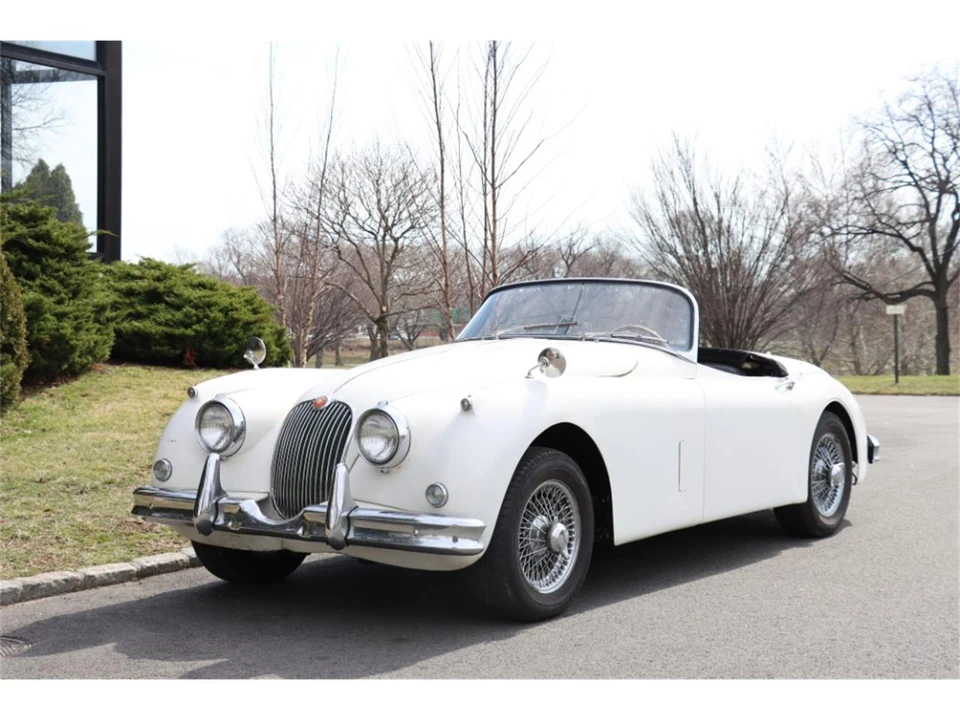 1959 Jaguar XK150 - Image 2 of 8