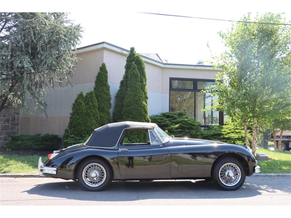 1959 Jaguar XK150 - Image 3 of 8