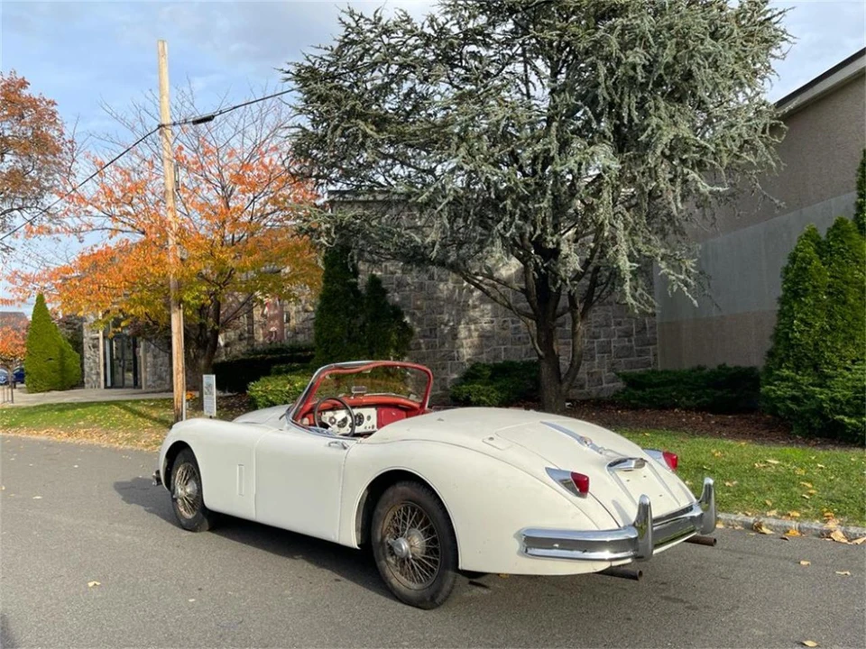 1959 Jaguar XK150 - Image 6 of 8