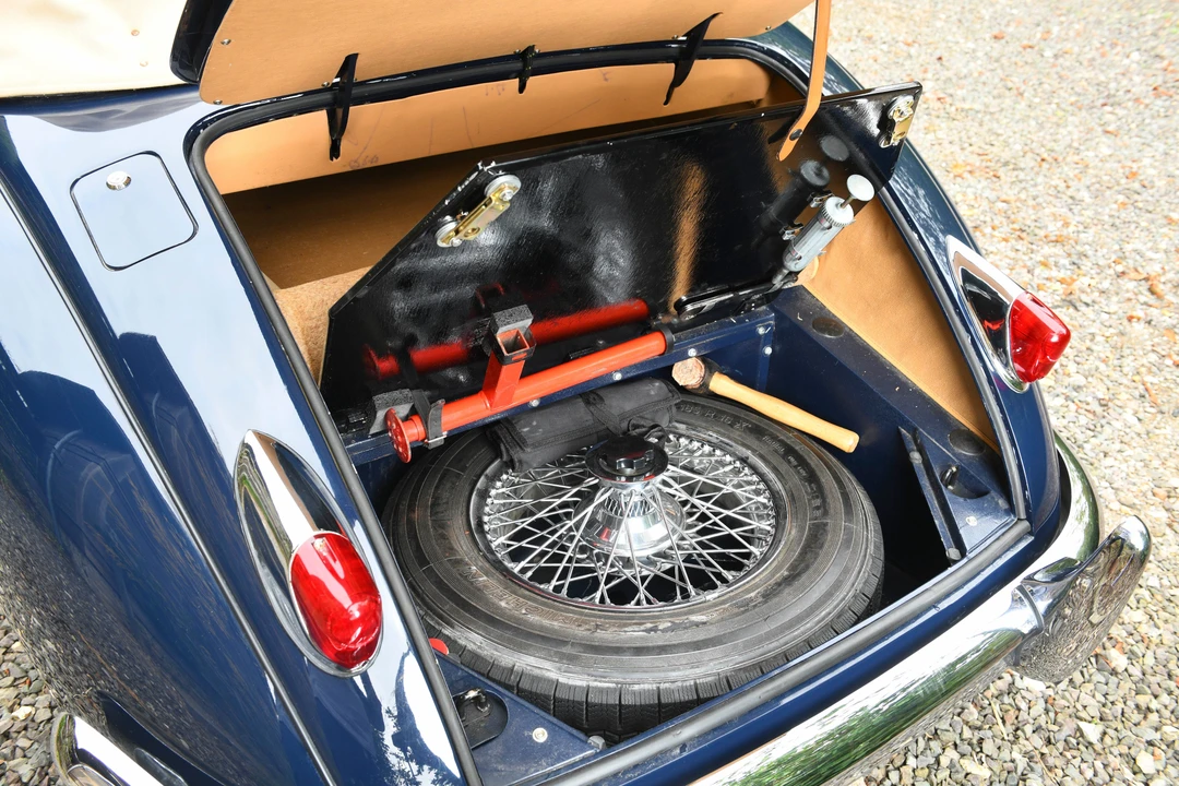 1959 Jaguar XK150 DHC Drophead - Image 14 of 31