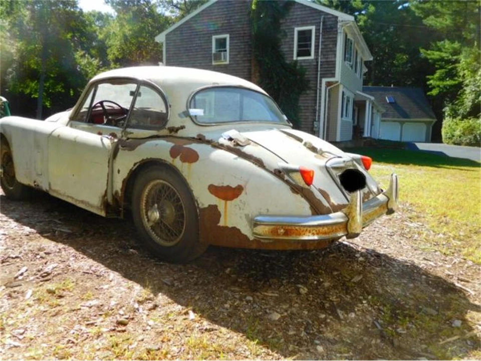 1959 Jaguar XK150 - Image 2 of 5