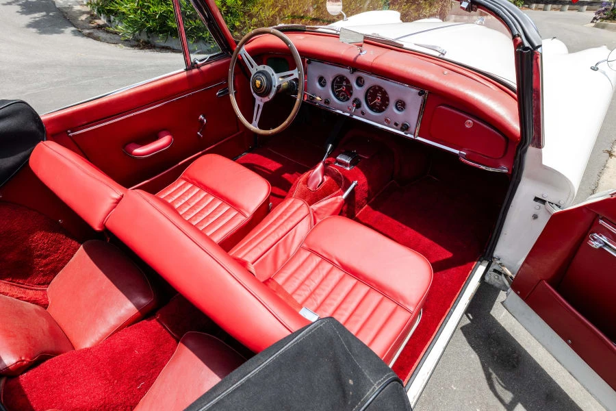 1959 Jaguar XK150 DHC Drophead - Image 28 of 31