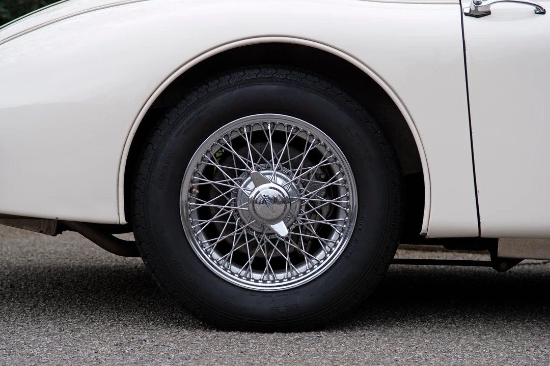 1959 Jaguar XK150 S - Image 8 of 30