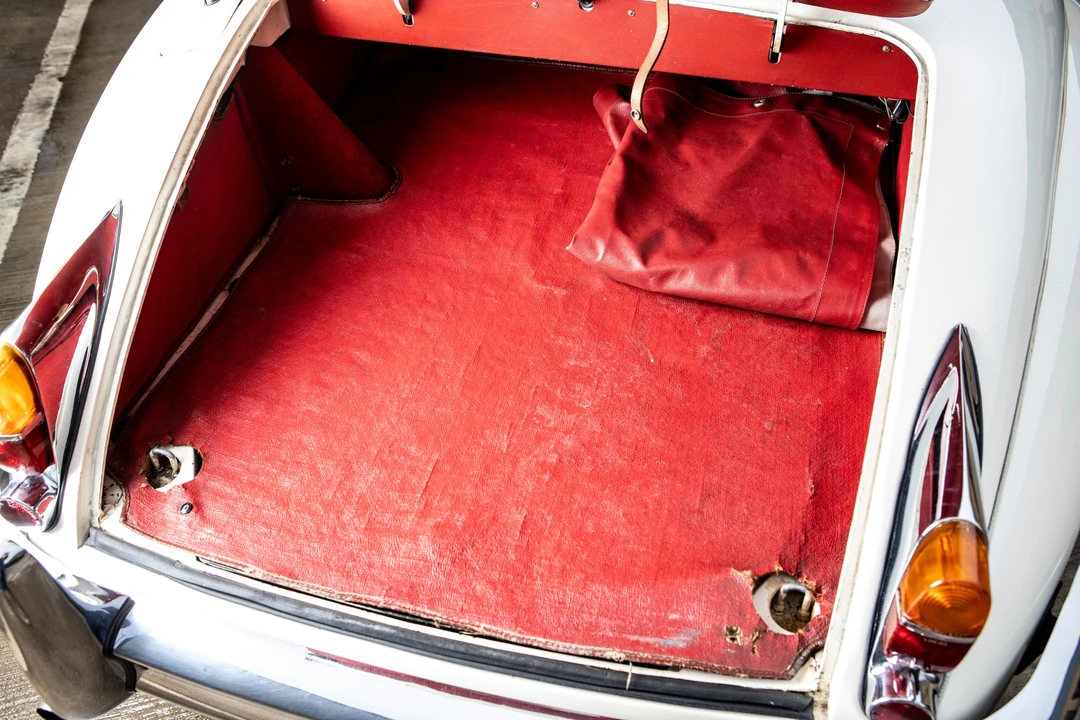 1959 Jaguar XK150 S - Image 6 of 31