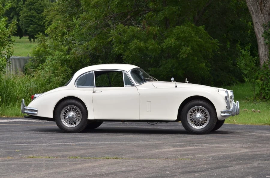 1959 Jaguar XK150 - Image 2 of 12