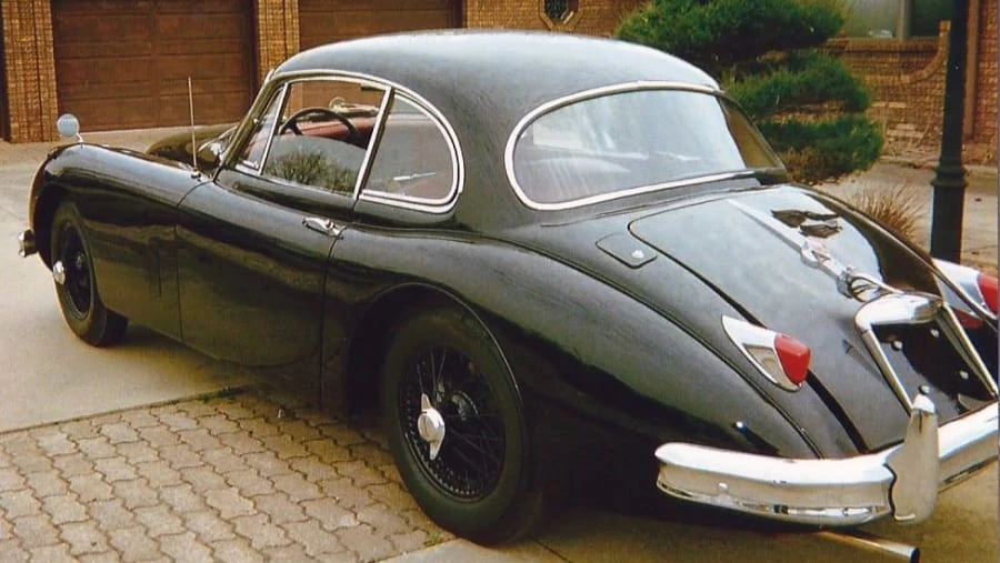 1959 Jaguar XK150 - Image 2 of 3