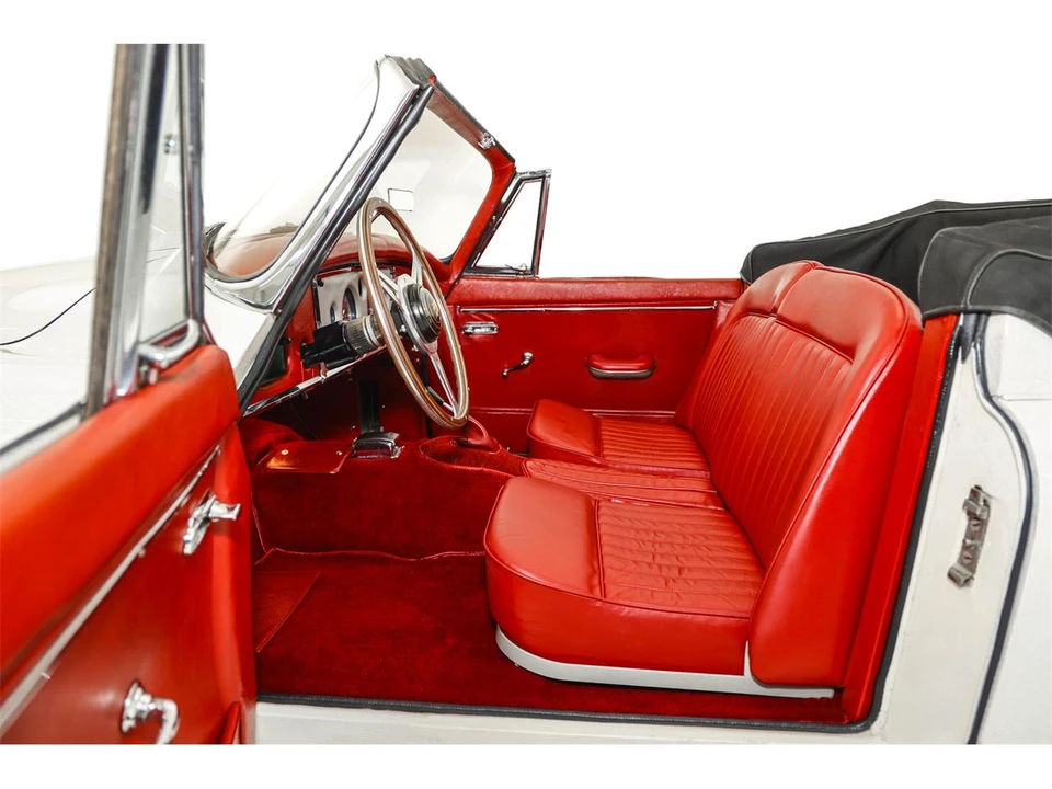 1959 Jaguar XK150 - Image 16 of 31