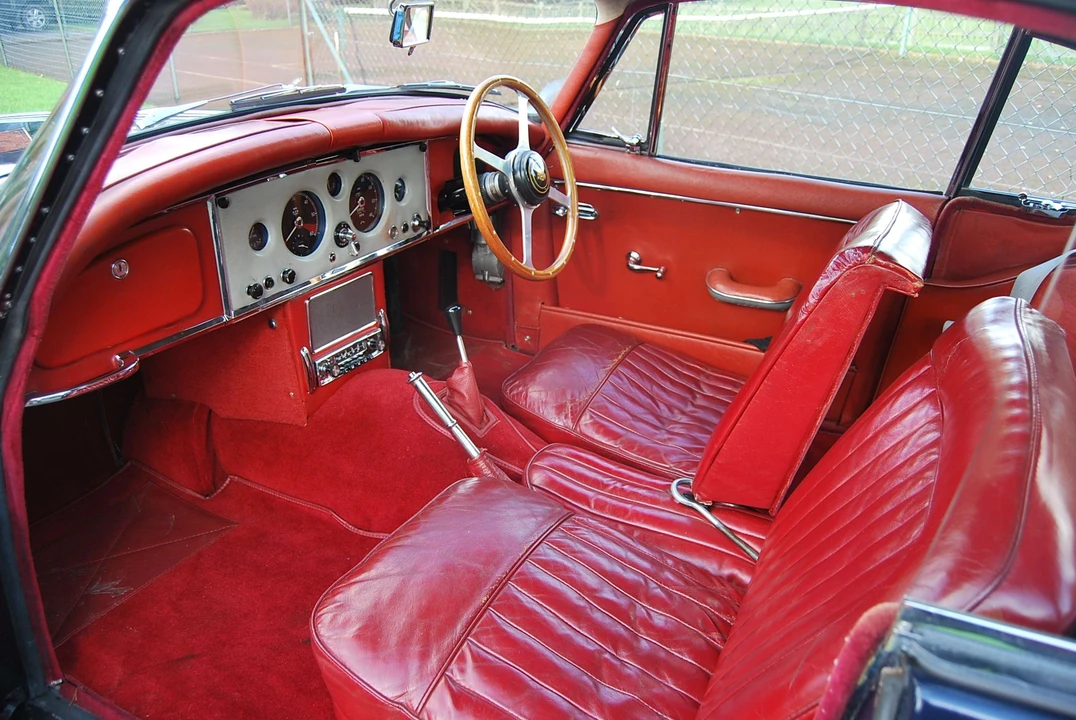1959 Jaguar XK150 S - Image 4 of 4