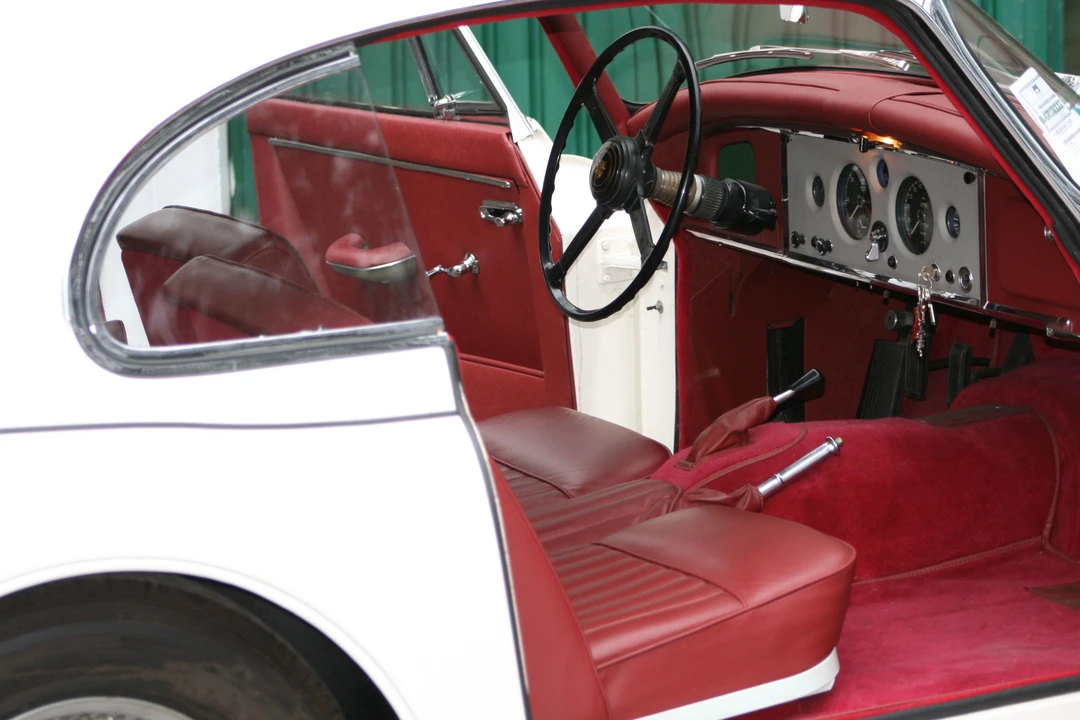 1959 Jaguar XK150 S - Image 5 of 30