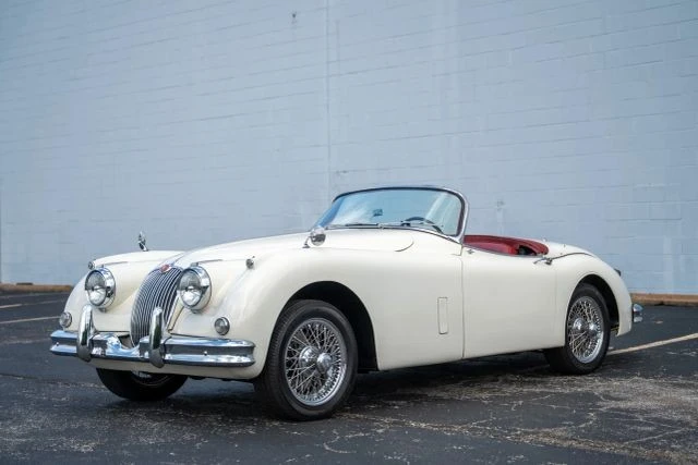 1959 Jaguar XK - Image 9 of 21