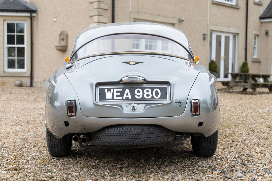 1959 Jensen - Image 4 of 31