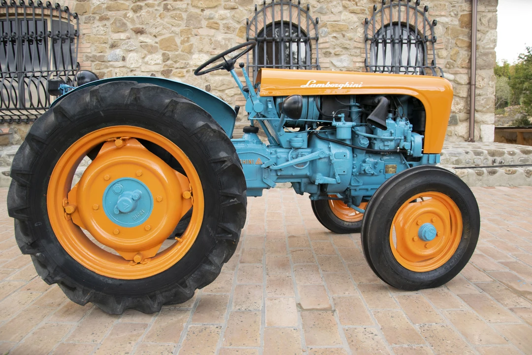 1959 Lamborghini Tractors - Image 8 of 31