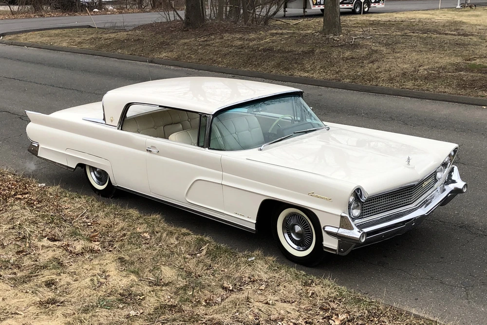 1959 Lincoln Continental 3rd Gen - Image 2 of 5