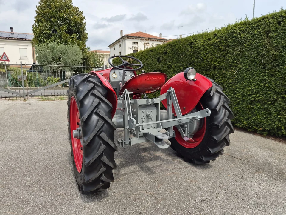 1959 Lamborghini Tractors - Image 27 of 31