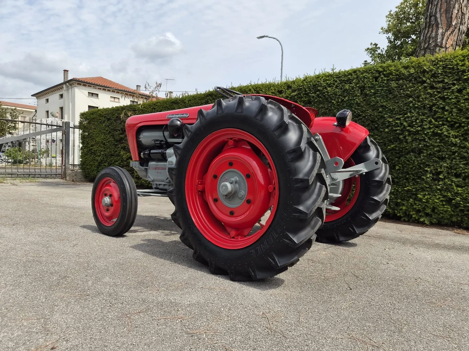 1959 Lamborghini Tractors - Image 17 of 31