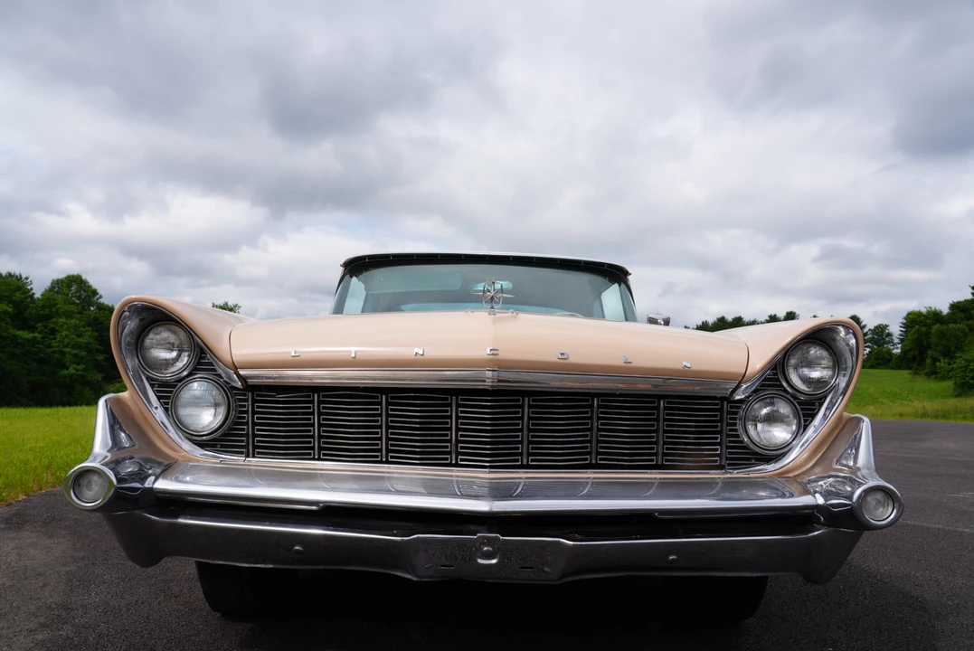 1959 Lincoln Capri - Image 4 of 31