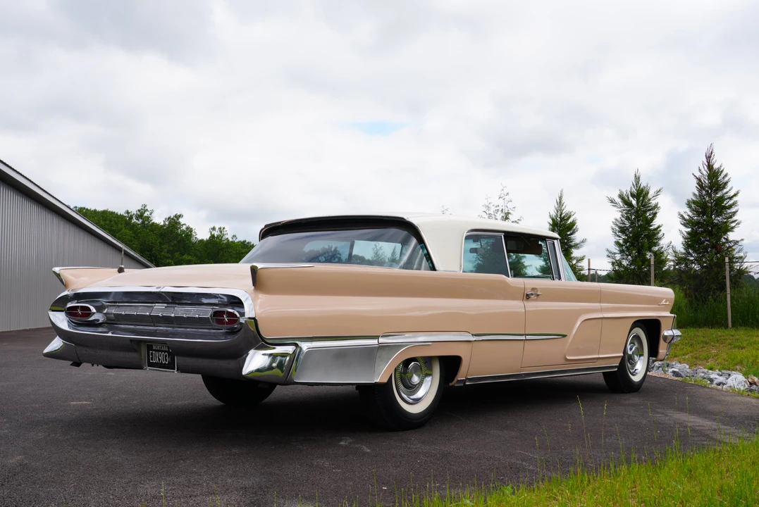 1959 Lincoln Capri - Image 6 of 31