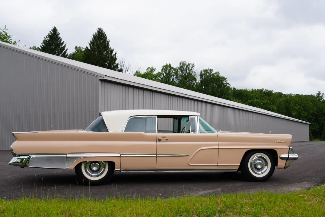 1959 Lincoln Capri - Image 5 of 31