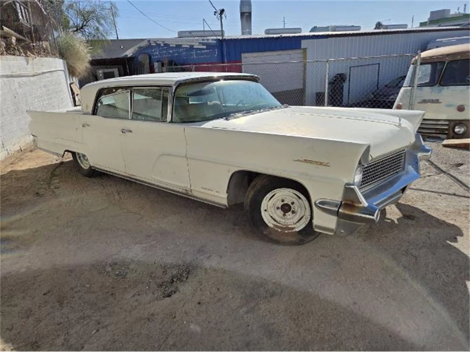 1959 Lincoln Continental 3rd Gen - Image 12 of 18