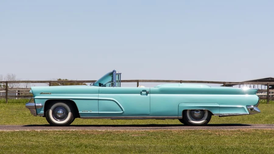 1959 Lincoln Continental 3rd Gen - Image 2 of 14