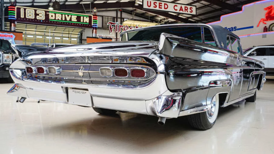 1959 Lincoln Continental 3rd Gen - Image 2 of 12