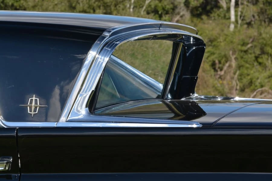 1959 Lincoln Continental 3rd Gen - Image 11 of 12