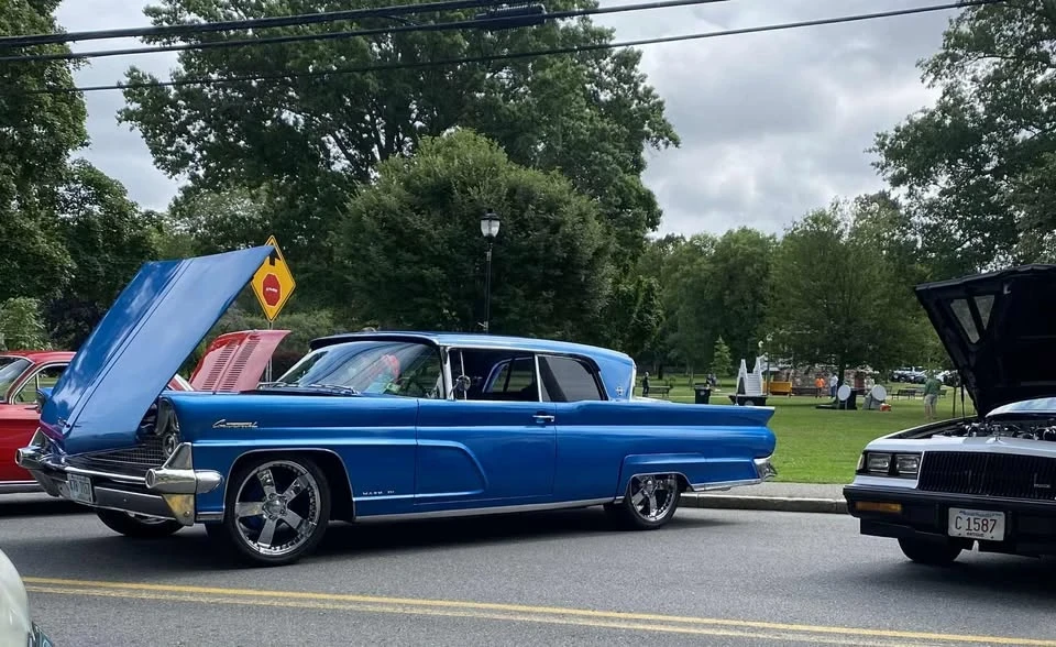 1959 Lincoln Continental Mark Series - Image 8 of 11