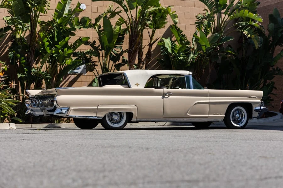1959 Lincoln Continental 3rd Gen - Image 3 of 31